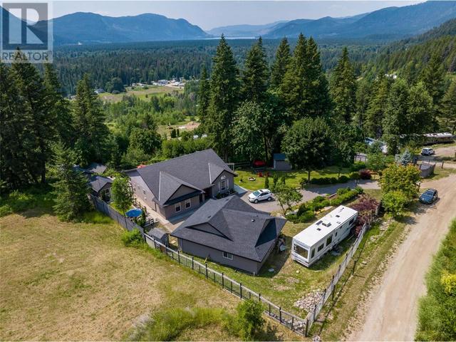 15 - 2481 Squilax Anglemont Road, House detached with 3 bedrooms, 2 bathrooms and 2 parking in Columbia Shuswap F BC | Image 46