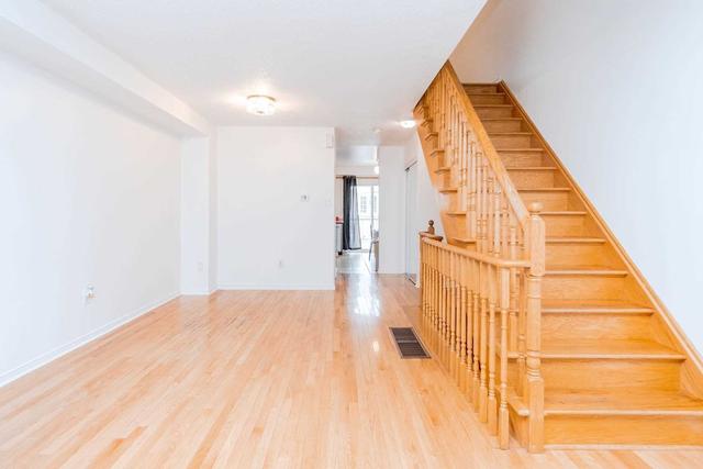 55 - 65 Birdstone Cres, Townhouse with 3 bedrooms, 3 bathrooms and 2 parking in Toronto ON | Image 39