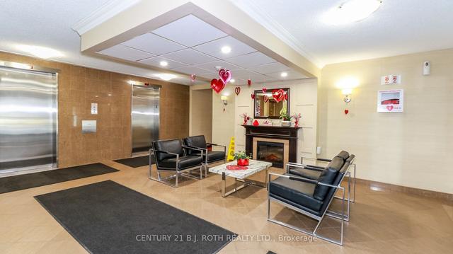 412 - 420 Mill Rd W, Condo with 3 bedrooms, 2 bathrooms and 1 parking in Toronto ON | Image 11