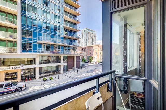 203 - 51 East Liberty St, Condo with 1 bedrooms, 2 bathrooms and 1 parking in Toronto ON | Image 4