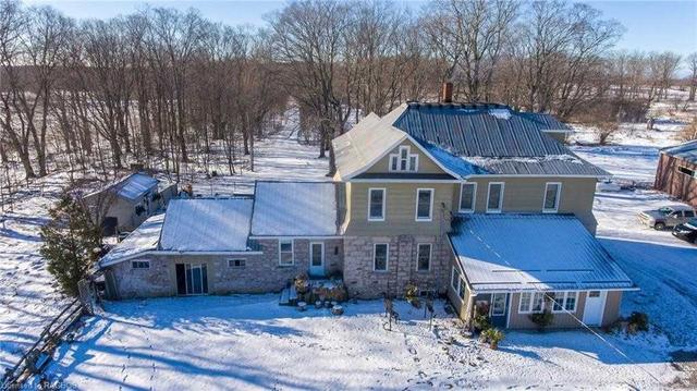 952 Purple Valley Rd, House detached with 9 bedrooms, 6 bathrooms and 12 parking in South Bruce Peninsula ON | Image 1