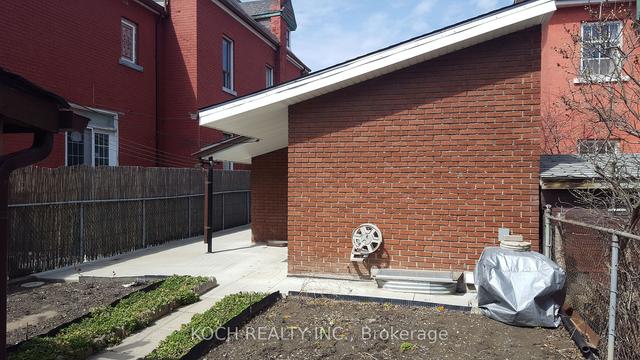 731 Richmond St W, House detached with 3 bedrooms, 2 bathrooms and 0 parking in Toronto ON | Image 12