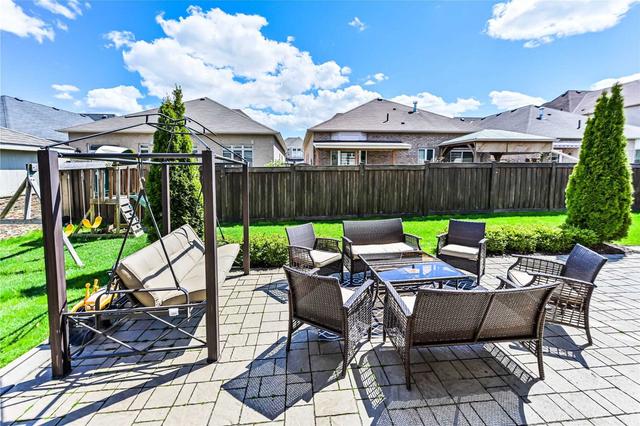 98 Isaiah Dr, House detached with 4 bedrooms, 5 bathrooms and 6 parking in Vaughan ON | Image 32