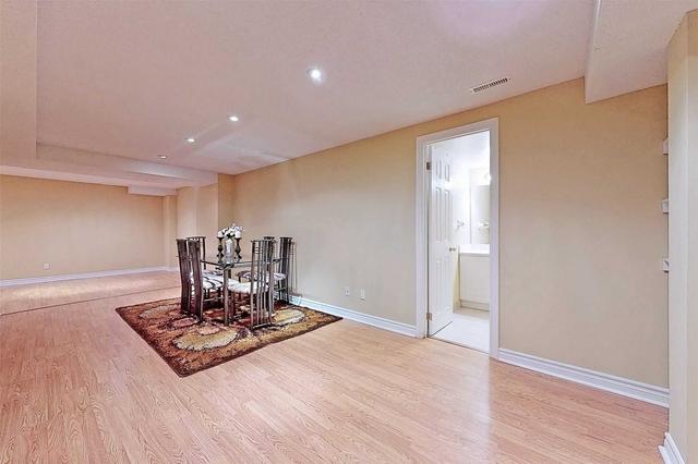 20 Lismer Crt, House detached with 4 bedrooms, 4 bathrooms and 5 parking in Markham ON | Image 29