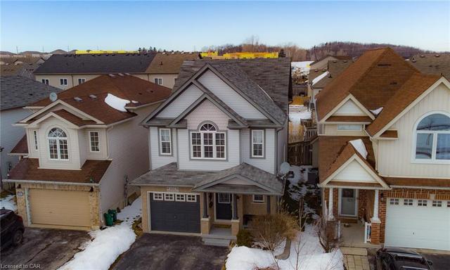 102 Sophia Crescent, House detached with 3 bedrooms, 1 bathrooms and 3 parking in Kitchener ON | Image 2
