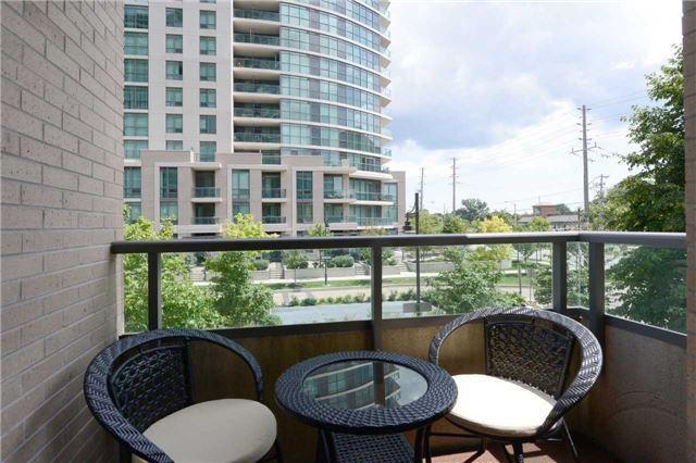 206 - 225 Sherway Gardens Rd, Condo with 2 bedrooms, 2 bathrooms and 1 parking in Toronto ON | Image 2