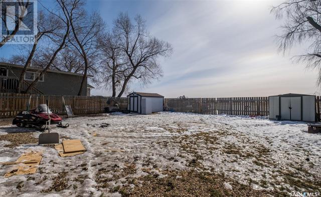 607 2nd Avenue W, House detached with 3 bedrooms, 2 bathrooms and null parking in Shellbrook SK | Image 37