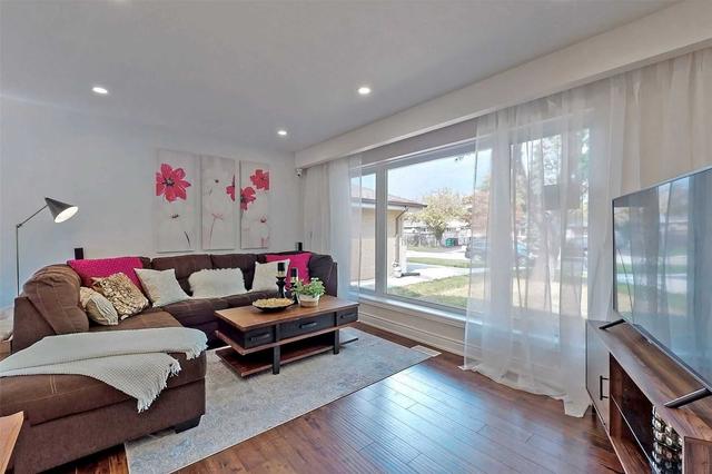 22 Allendale Rd, House detached with 4 bedrooms, 3 bathrooms and 6 parking in Brampton ON | Image 37