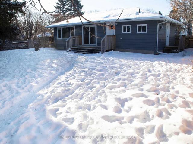 3677 41 Ave, House detached with 3 bedrooms, 3 bathrooms and 2 parking in Red Deer AB | Image 12