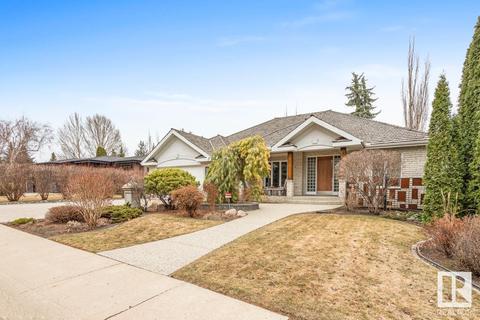 8207 138 St Nw, House detached with 4 bedrooms, 3 bathrooms and 5 parking in Edmonton AB | Card Image