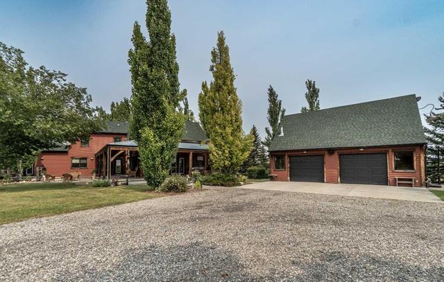280079 112 Street E, House detached with 5 bedrooms, 3 bathrooms and 10 parking in Foothills County AB | Image 4