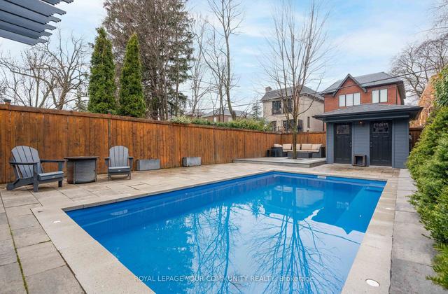 54 Cameron Cres, House detached with 3 bedrooms, 2 bathrooms and 2 parking in Toronto ON | Image 29