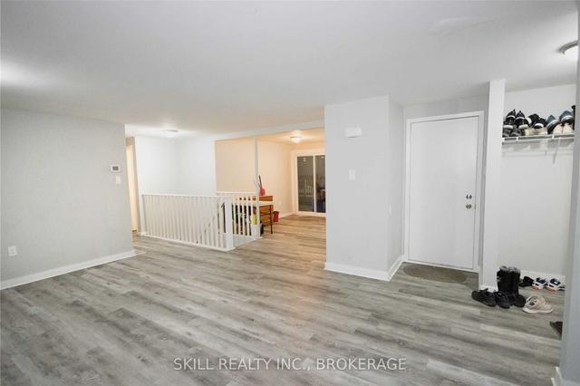 23 Hickling Tr, House detached with 3 bedrooms, 2 bathrooms and 6 parking in Barrie ON | Image 19
