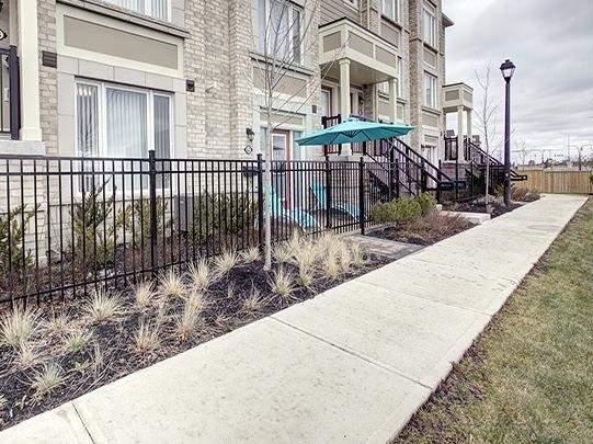 62 - 1 Beckenrose Crt, Townhouse with 1 bedrooms, 1 bathrooms and 2 parking in Brampton ON | Image 12