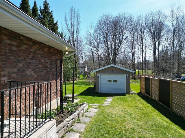 669 24th Street W, House detached with 3 bedrooms, 1 bathrooms and 4 parking in Owen Sound ON | Image 20