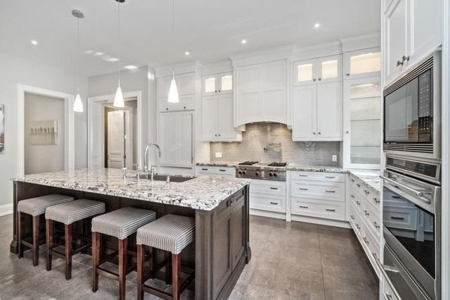 1580 Glenburnie Rd, House detached with 4 bedrooms, 6 bathrooms and 6 parking in Mississauga ON | Image 2