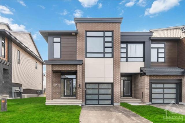 708 Horned Owl Avenue, Townhouse with 4 bedrooms, 3 bathrooms and 3 parking in Ottawa ON | Card Image