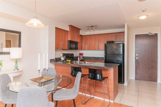 7i - 6 Rosebank Dr, Condo with 1 bedrooms, 1 bathrooms and 1 parking in Toronto ON | Image 5