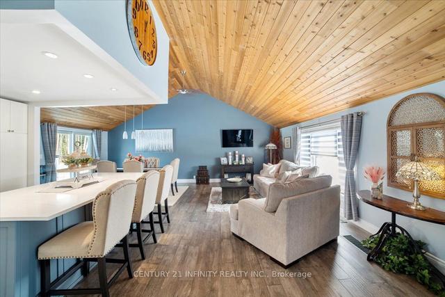 29 Cedar Glen Rd, House detached with 3 bedrooms, 3 bathrooms and 20 parking in Kawartha Lakes ON | Image 2