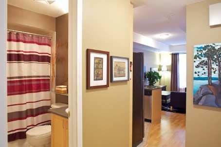 th 8 - 88 Carr St, Townhouse with 1 bedrooms, 1 bathrooms and 1 parking in Toronto ON | Image 5