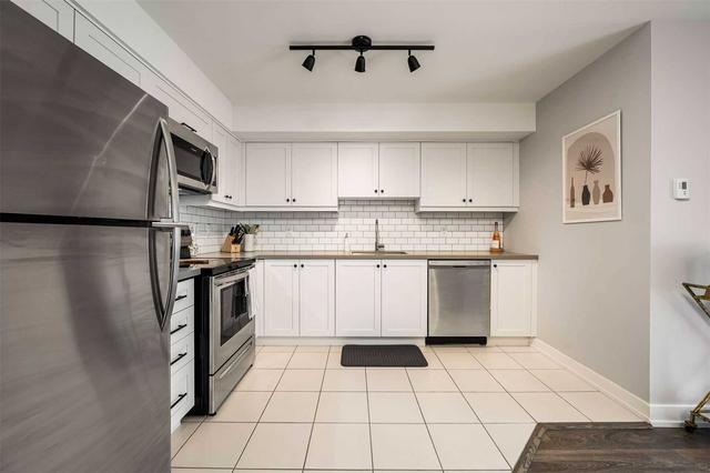 ste 210 - 2355 Sheppard Ave W, Townhouse with 2 bedrooms, 2 bathrooms and 1 parking in Toronto ON | Image 31