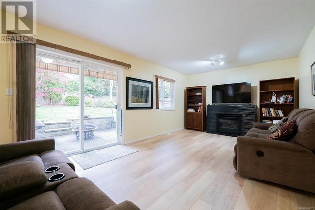 3429 Planta Rd, House detached with 3 bedrooms, 3 bathrooms and 2 parking in Nanaimo BC | Image 25