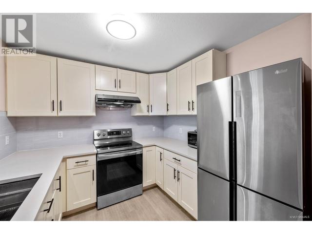 215 - 8180 Jones Road, Condo with 2 bedrooms, 2 bathrooms and 2 parking in Richmond BC | Image 2