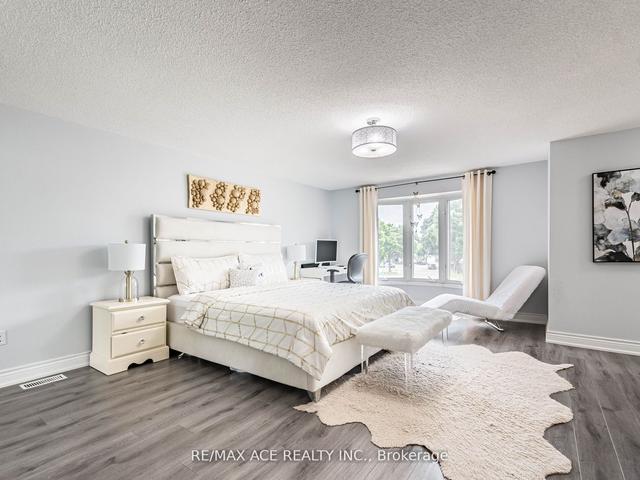 77 Millington Cres, House detached with 3 bedrooms, 3 bathrooms and 5 parking in Ajax ON | Image 10