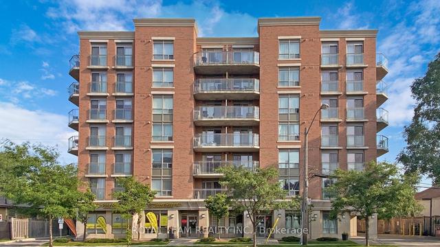806 - 801 Sheppard Ave W, Condo with 2 bedrooms, 1 bathrooms and 1 parking in Toronto ON | Image 1