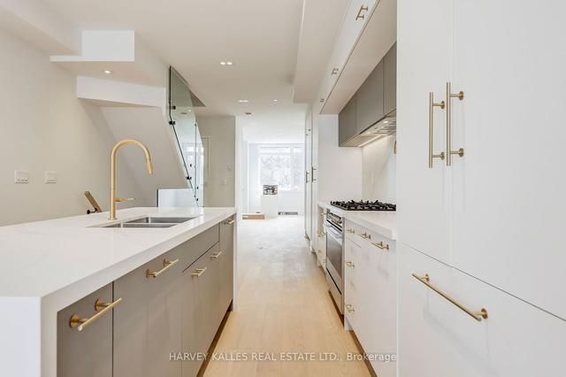 36b Churchill Ave W, House attached with 4 bedrooms, 4 bathrooms and 2 parking in Toronto ON | Image 3
