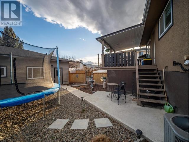 2631 Ayr Place, House detached with 4 bedrooms, 2 bathrooms and null parking in Kamloops BC | Image 42