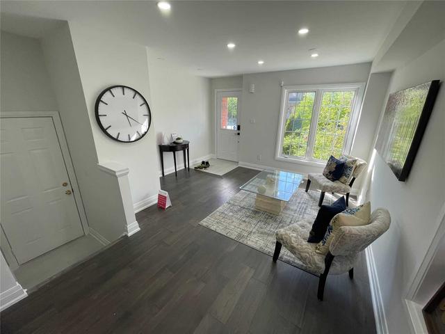 3506 Stonecutter Cres, House semidetached with 4 bedrooms, 4 bathrooms and 3 parking in Mississauga ON | Image 14