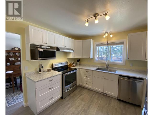 2793 Wildwood Crescent, House detached with 4 bedrooms, 3 bathrooms and null parking in Prince George BC | Image 5