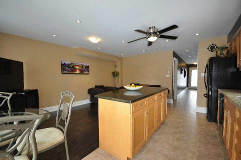 86 Meadowhawk Tr, House semidetached with 3 bedrooms, 4 bathrooms and 2 parking in Orillia ON | Image 4