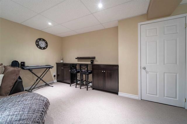 5343 Segriff Dr, House detached with 4 bedrooms, 3 bathrooms and 4 parking in Mississauga ON | Image 29