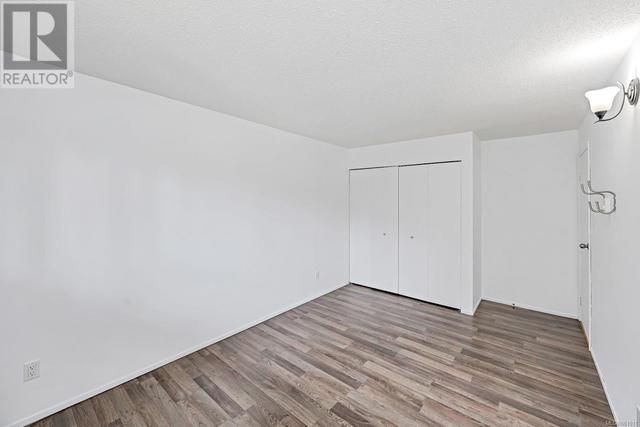 542 Carnation Pl, Condo with 2 bedrooms, 1 bathrooms and 1 parking in Saanich BC | Image 21