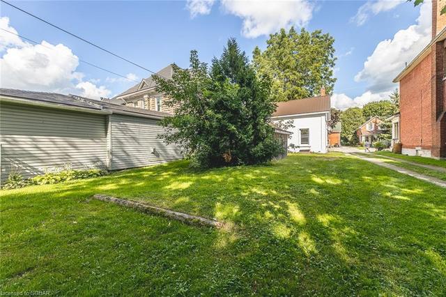 632 3rd Avenue E, House detached with 3 bedrooms, 2 bathrooms and 2 parking in Owen Sound ON | Image 33