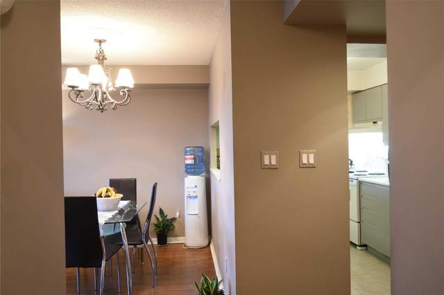 207 - 1 Hickory Tree Rd, Condo with 1 bedrooms, 1 bathrooms and 1 parking in Toronto ON | Image 8