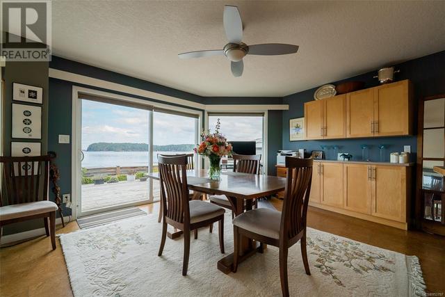 1300 Seaview Pl, House detached with 3 bedrooms, 3 bathrooms and 2 parking in Nanaimo BC | Image 13