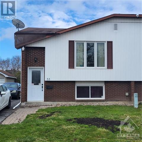 33 Michael Street, House semidetached with 2 bedrooms, 1 bathrooms and 3 parking in Arnprior ON | Card Image