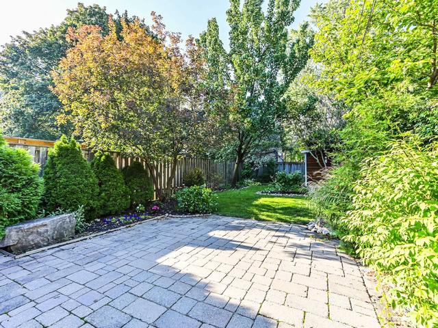 270 Briar Hill Ave, House detached with 3 bedrooms, 3 bathrooms and 1 parking in Toronto ON | Image 21
