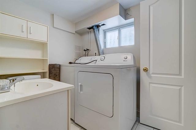 4 Greenlaw Ave, House detached with 3 bedrooms, 3 bathrooms and 3 parking in Toronto ON | Image 17