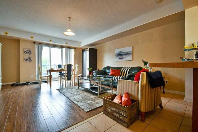 2079 - 3039 Finch Ave W, Townhouse with 3 bedrooms, 3 bathrooms and 1 parking in Toronto ON | Image 5