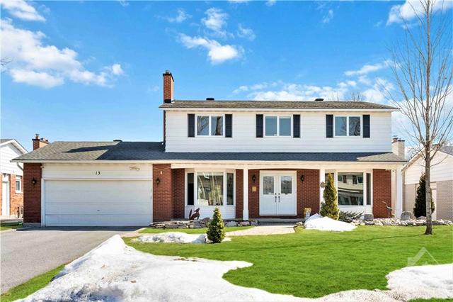 13 Weatherwood Crescent, House detached with 5 bedrooms, 3 bathrooms and 6 parking in Ottawa ON | Image 1