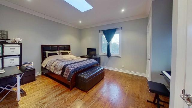 3706 Bathurst St, House attached with 4 bedrooms, 3 bathrooms and 1 parking in Toronto ON | Image 18