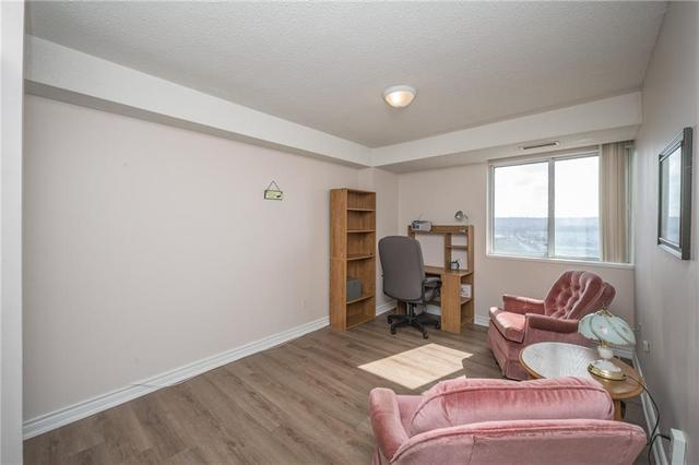 1104 - 301 Frances Avenue S, Condo with 3 bedrooms, 1 bathrooms and null parking in Hamilton ON | Image 37