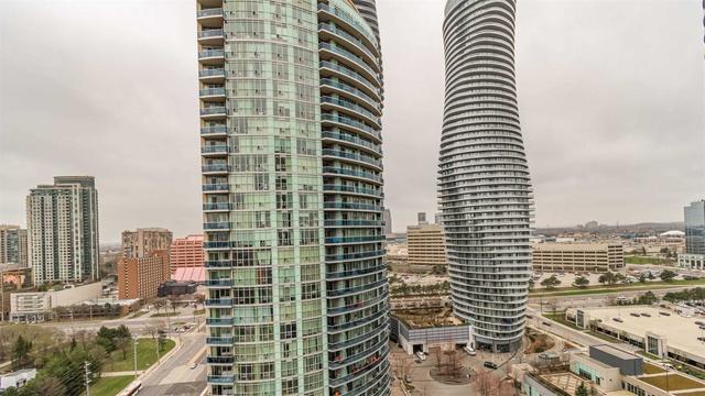 1806 - 90 Absolute Ave, Condo with 2 bedrooms, 2 bathrooms and 1 parking in Mississauga ON | Image 17