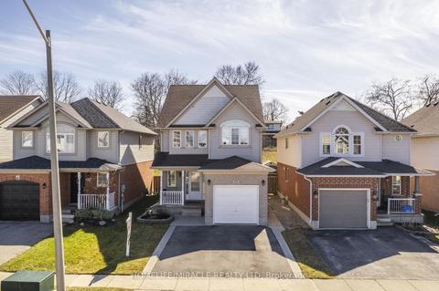 72 Chrysler Cres, House detached with 3 bedrooms, 3 bathrooms and 3 parking in Cambridge ON | Card Image