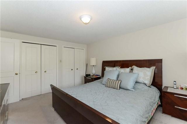 6 Gypsy Roseway, Townhouse with 3 bedrooms, 3 bathrooms and 1 parking in Toronto ON | Image 10