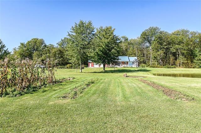 849 1st Conc Road S, House detached with 3 bedrooms, 1 bathrooms and 10 parking in Haldimand County ON | Image 6